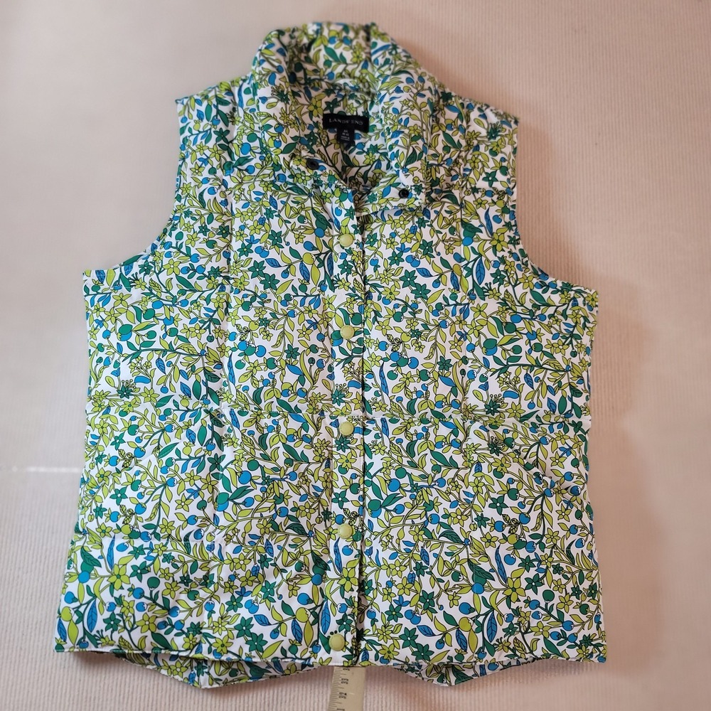 Lands end Womens Vest Snap buttons Graphic Greens leaves Medium 10-12